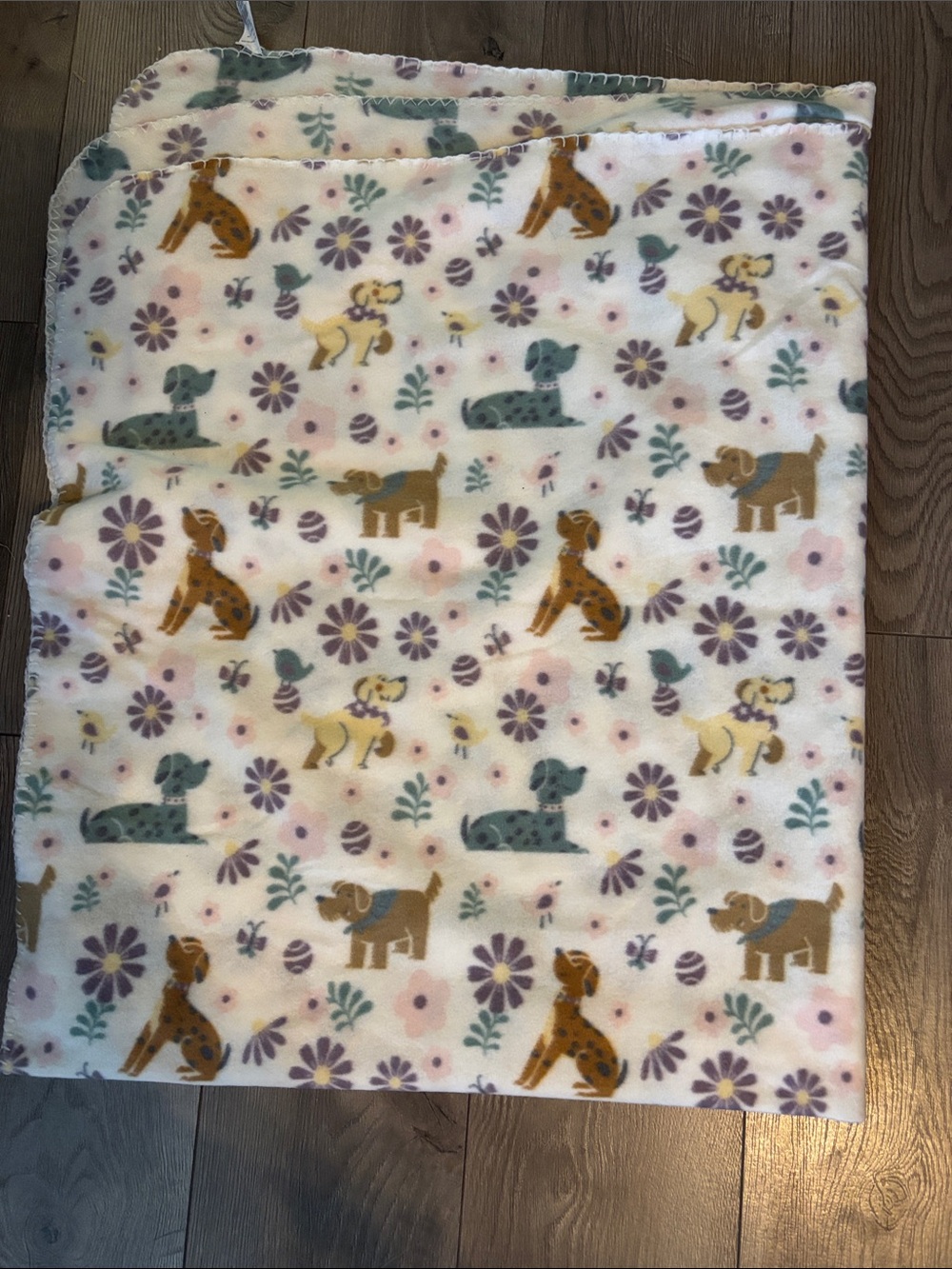 Cozy Puppy-Print Fleece Throw Blanket - White with Multi Pastel Dogs